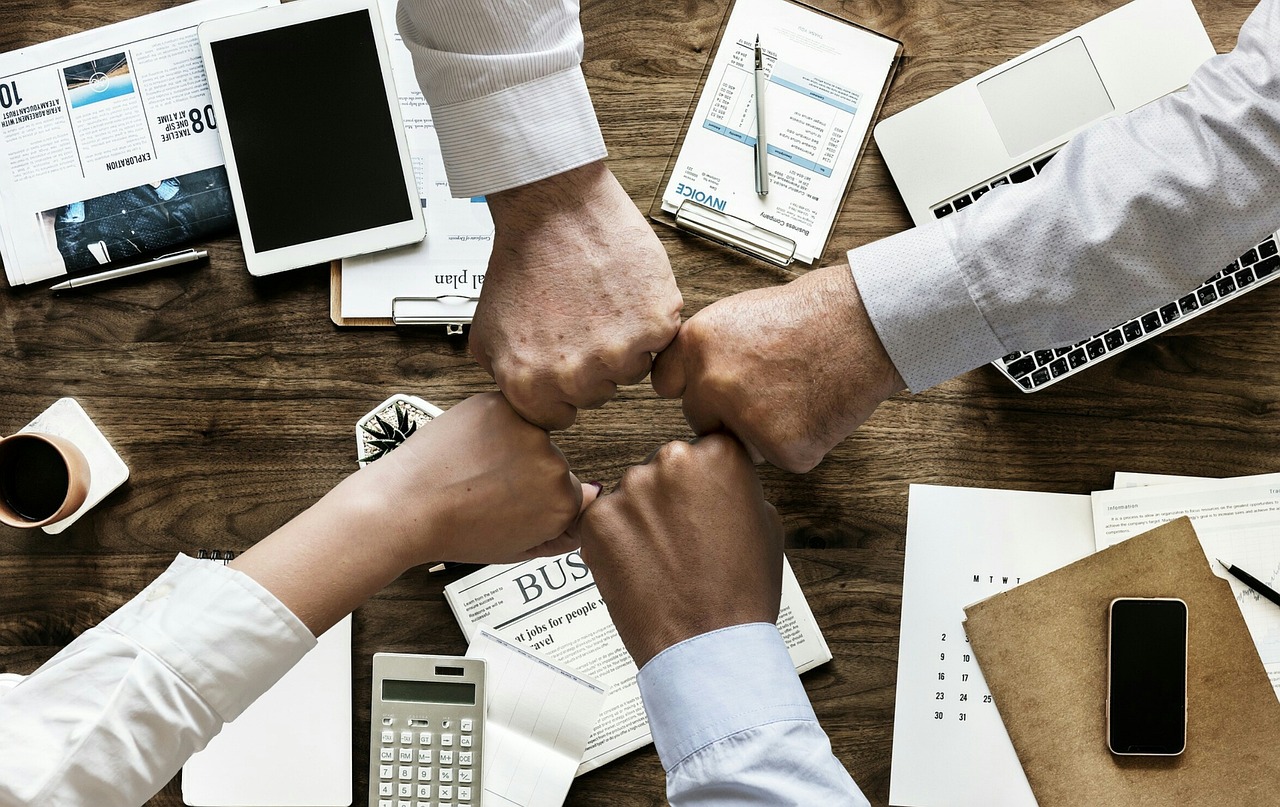Η ομάδα της pktech.gr συνεργάζεται σε ένα έργο
